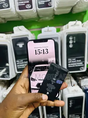 iPhone Screen and Battery Replacement