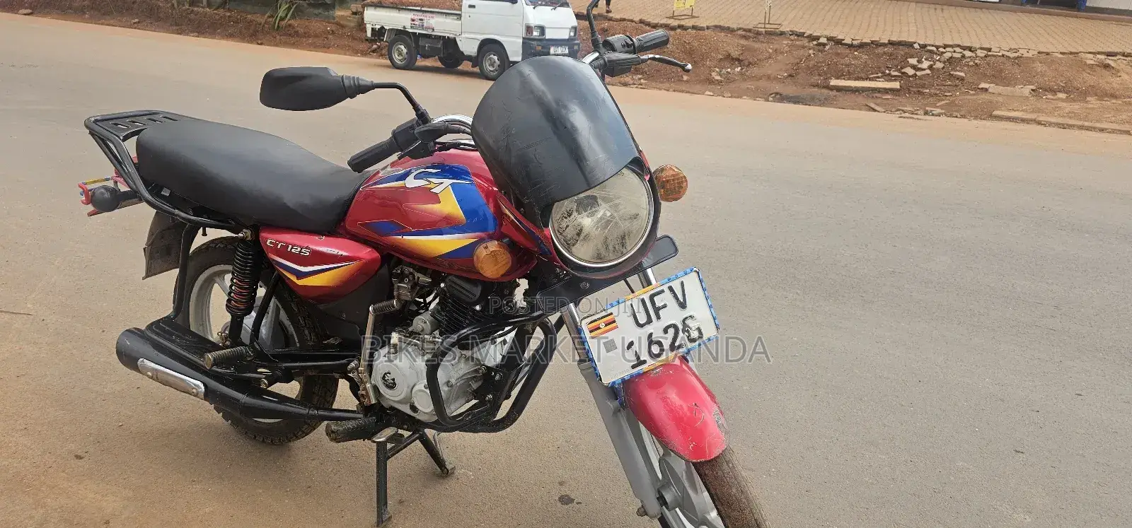 Bajaj Boxer 125 2023 Red
