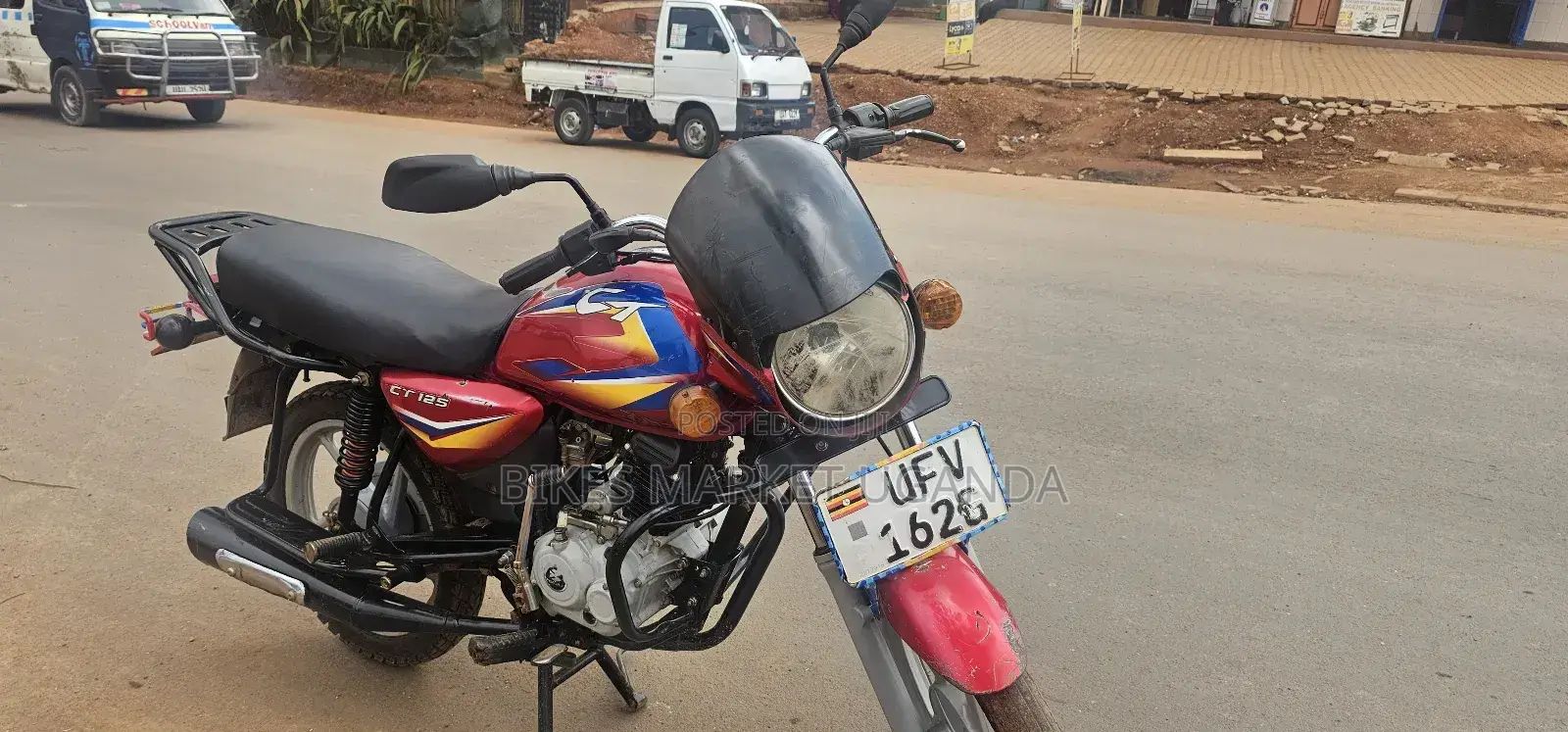 Bajaj Boxer 125 2023 Red