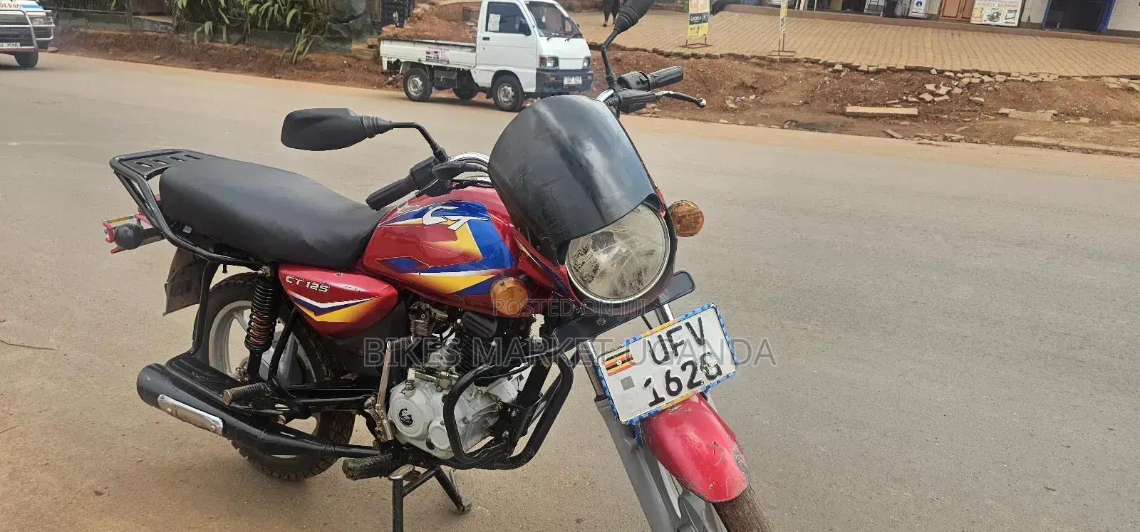 Bajaj Boxer 125 2023 Red