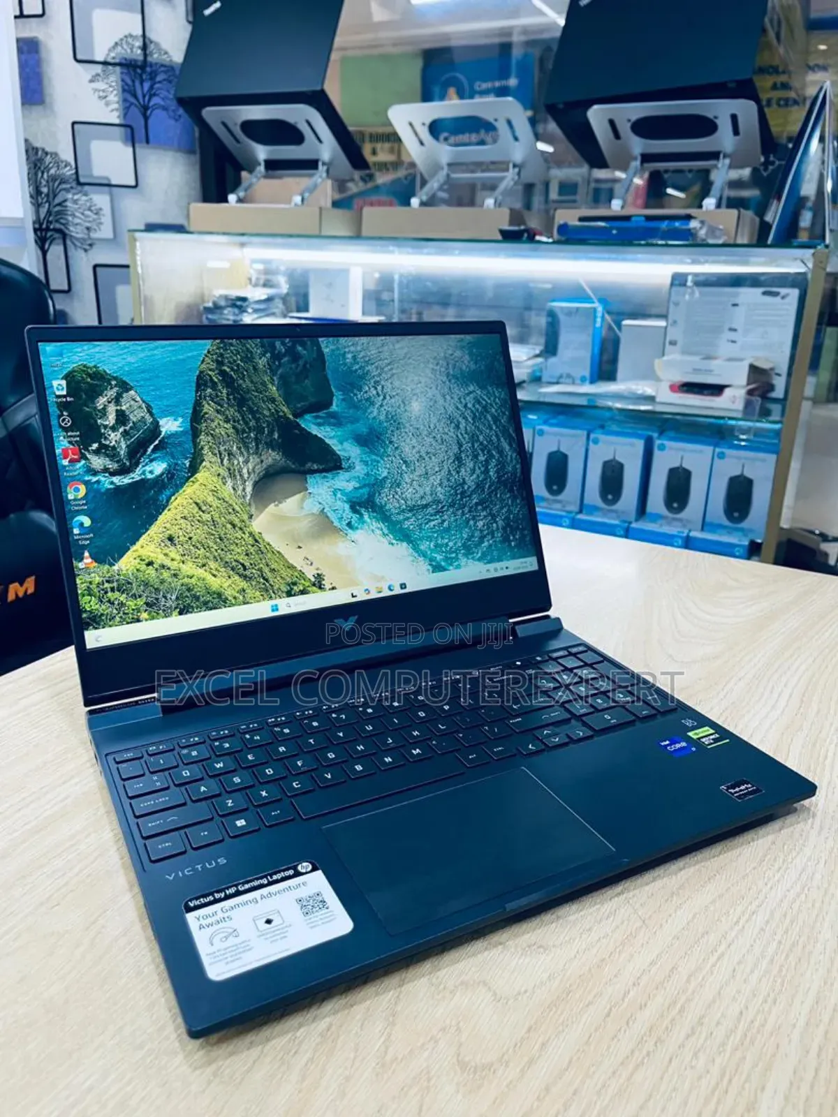 New Laptop HP Victus 15 32GB Intel Core I7 SSD 512GB
