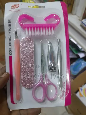 Its Aset of Nail Cutters and Cleaners
