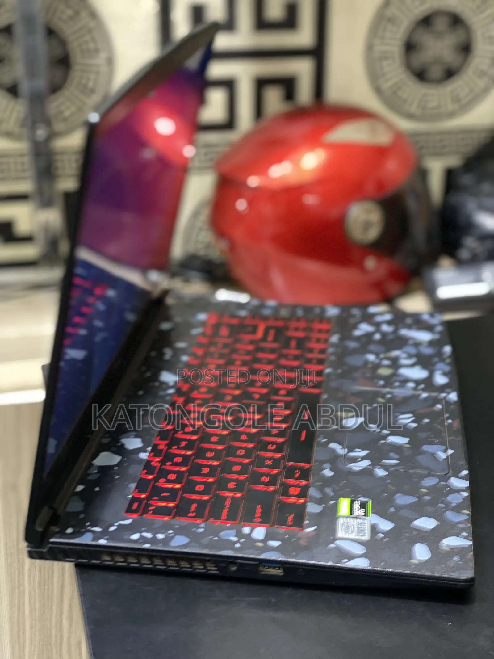 New Laptop MSI 16GB Intel Core I5 SSD 512GB