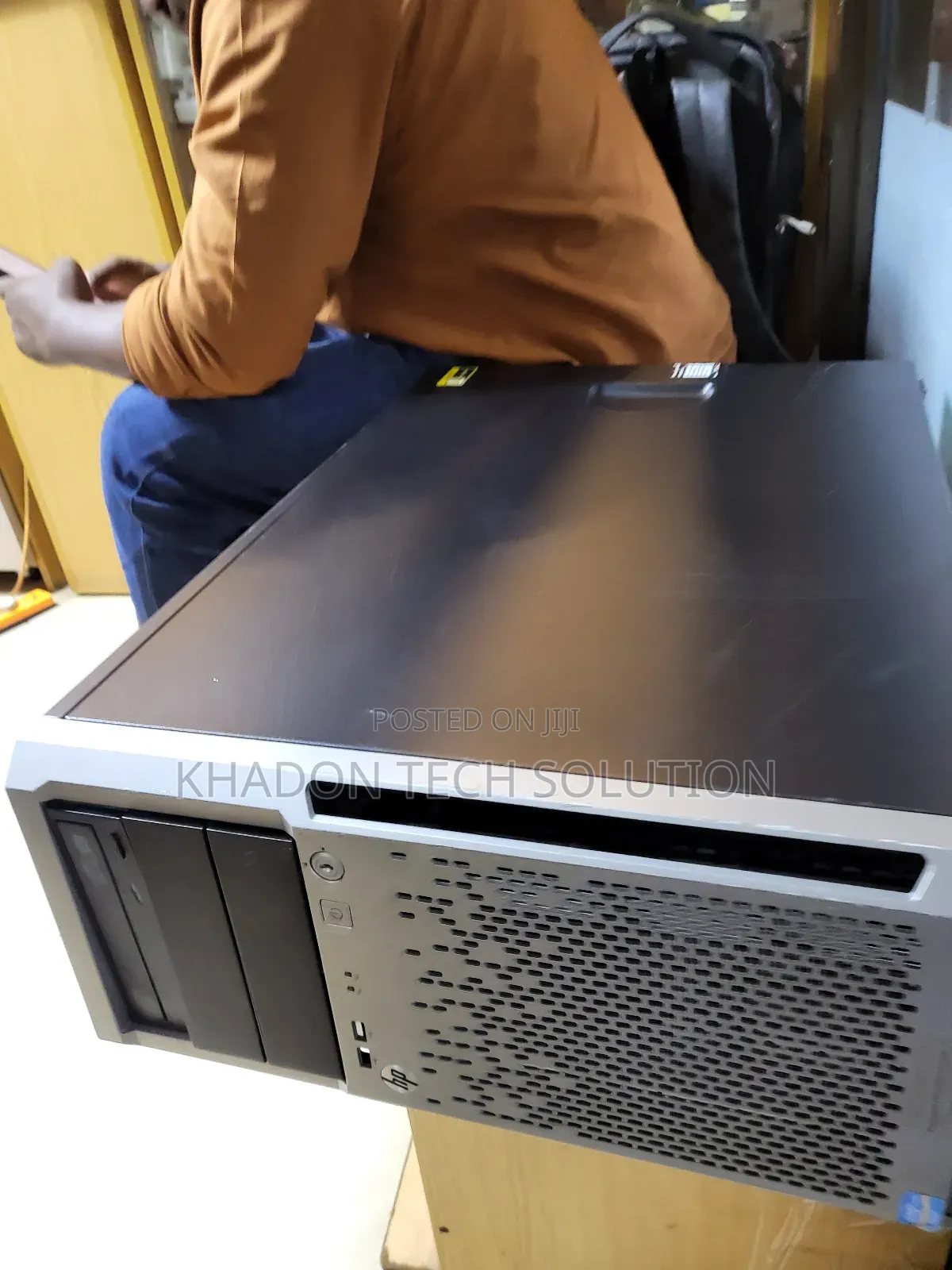 Server HP ProLiant ML30 G10 E-2224 64GB Intel Xeon eMMC 2T