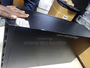 Server HP ProLiant ML 64GB Intel Xeon HDD+SSD 2T