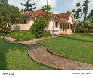 4bdrm Bungalow in Lubowa Housing, Central Division for sale