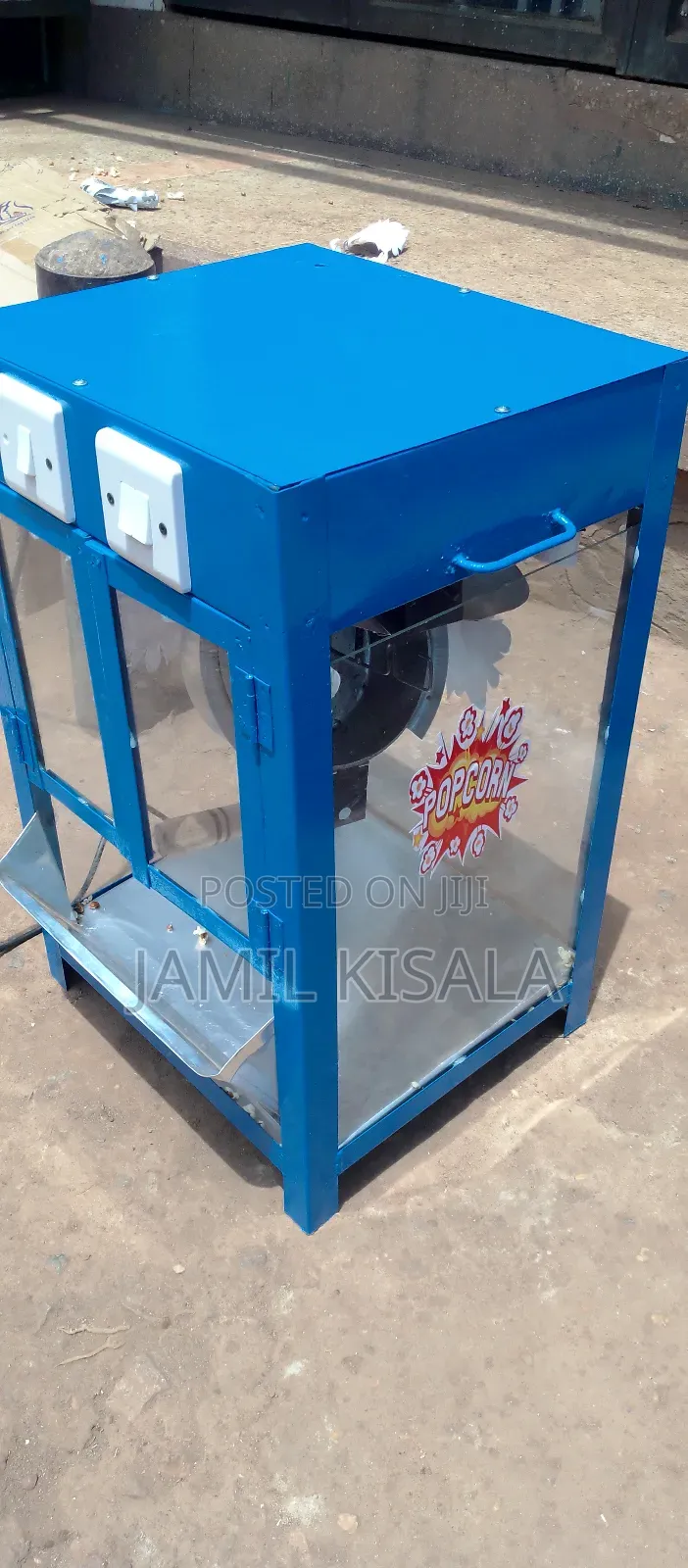 Brand New Popcorn Machine With Doors