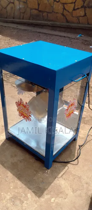 Brand New Popcorn Machine With Doors