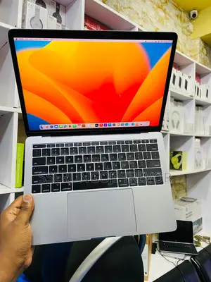 Laptop Apple MacBook Pro 8GB Intel Core I7 SSHD+SSD 128GB