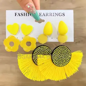 Cute Yellow Earring Set