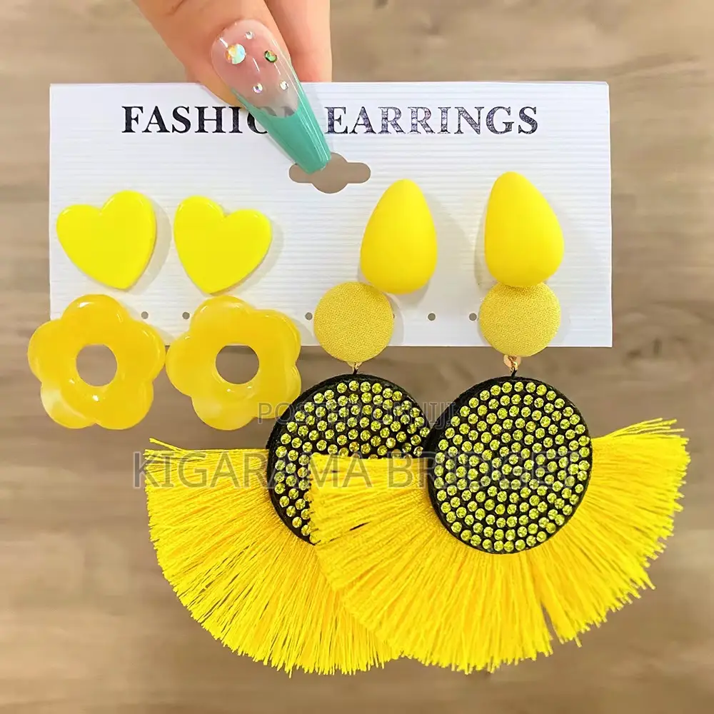 Cute Yellow Earring Set
