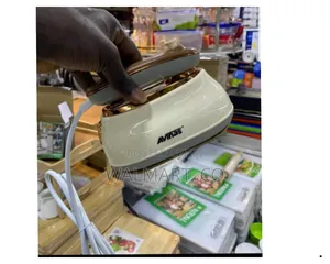 Avinas Steam Iron