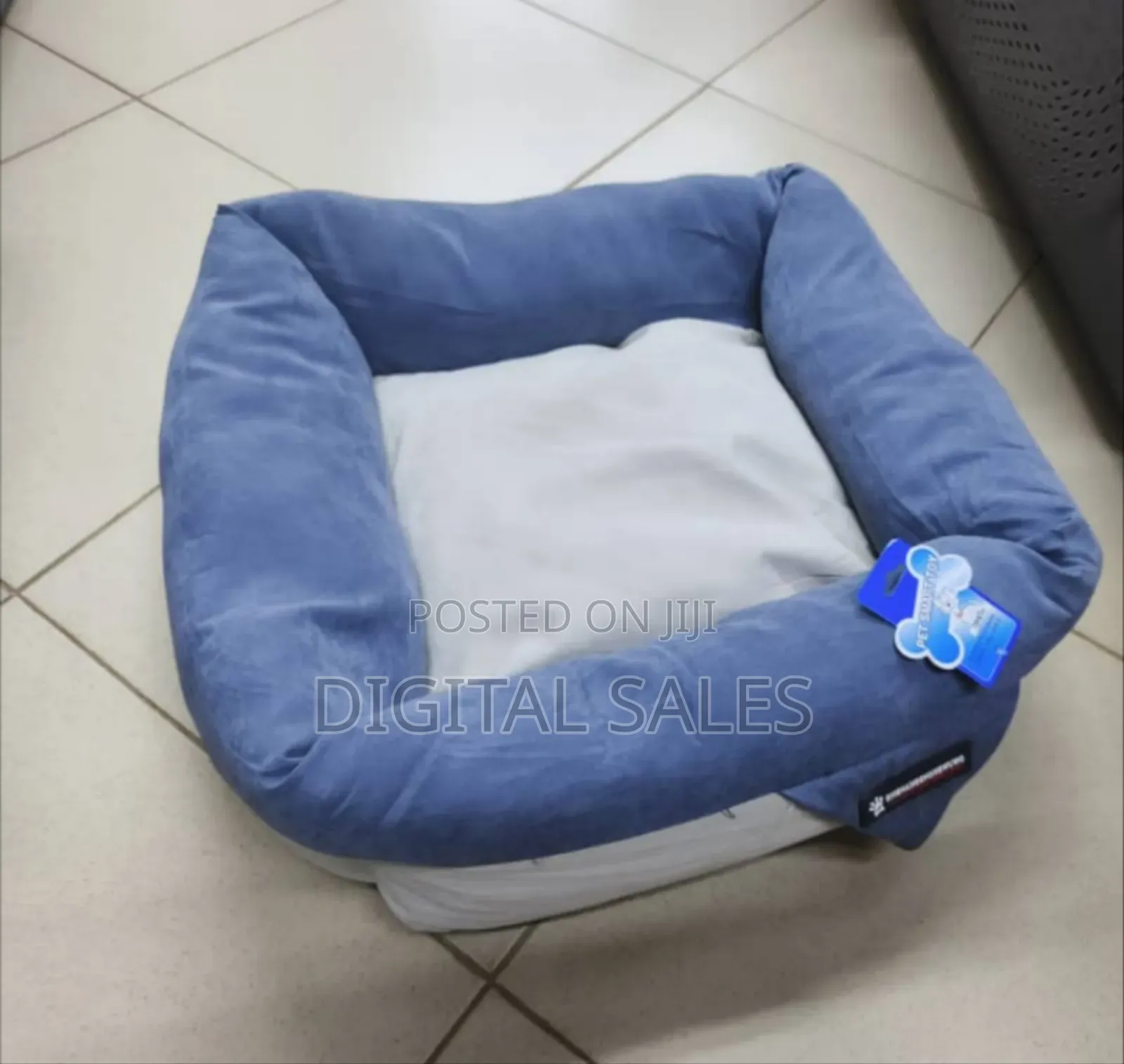 Smooth Pet Bed