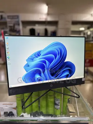 Desktop Computer HP 200 G4 All-in-One 8GB Intel Core i5 SSD 256GB