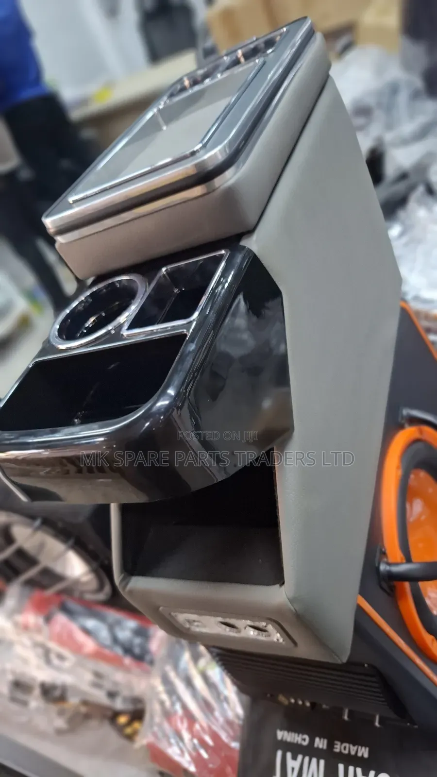 Alphard Armrest