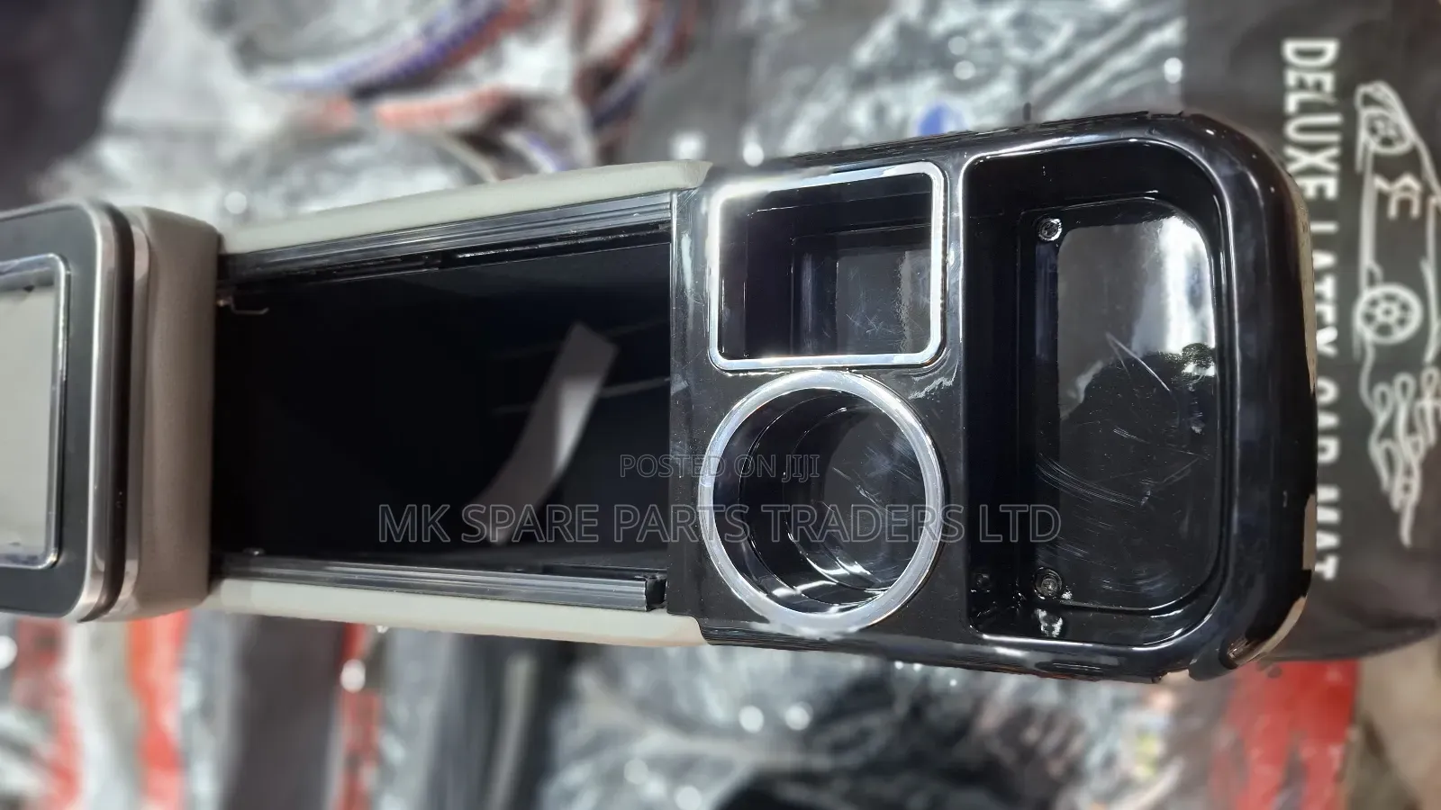 Alphard Armrest
