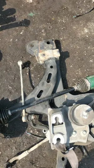 Subaru Forester E-Boxer Front Suspension Plate