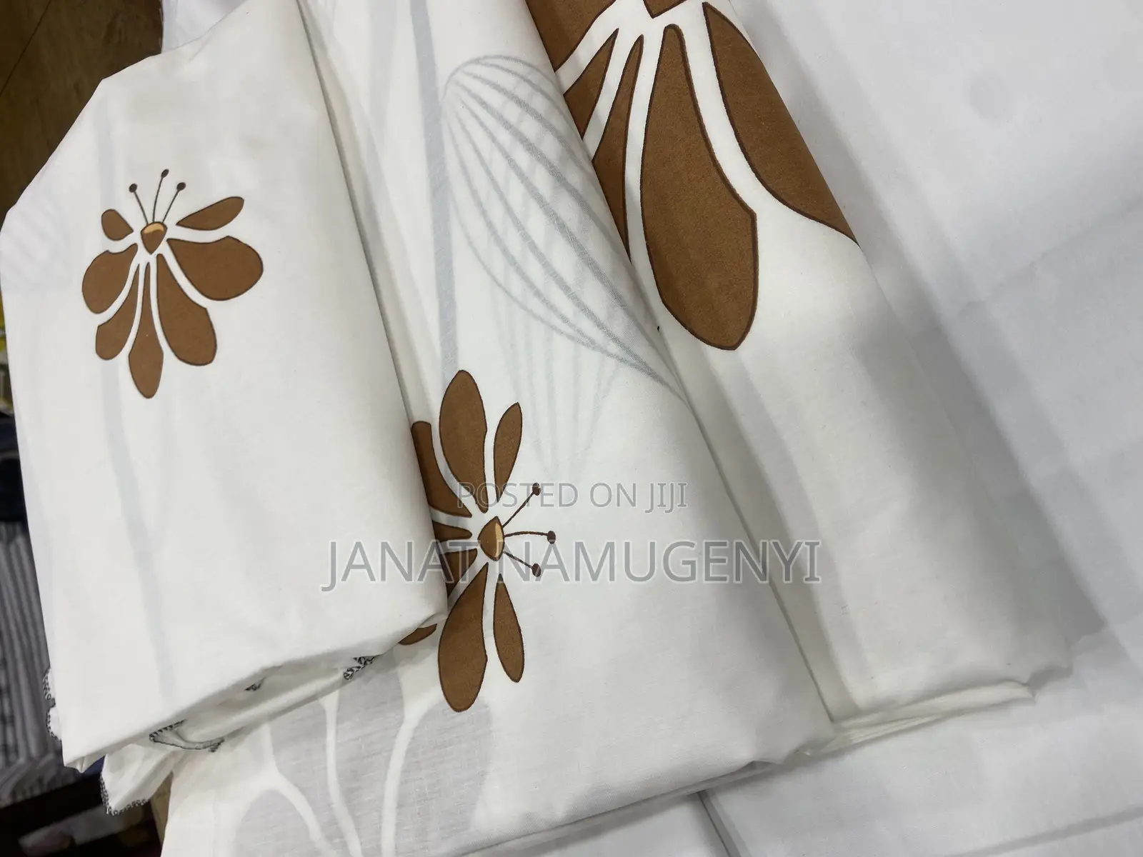 White Brown Floral Bedsheets