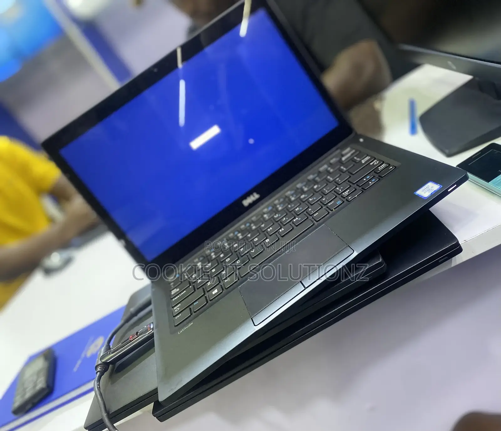 Laptop Dell Latitude 7280 8GB Intel Core I5 SSHD+SSD 256GB