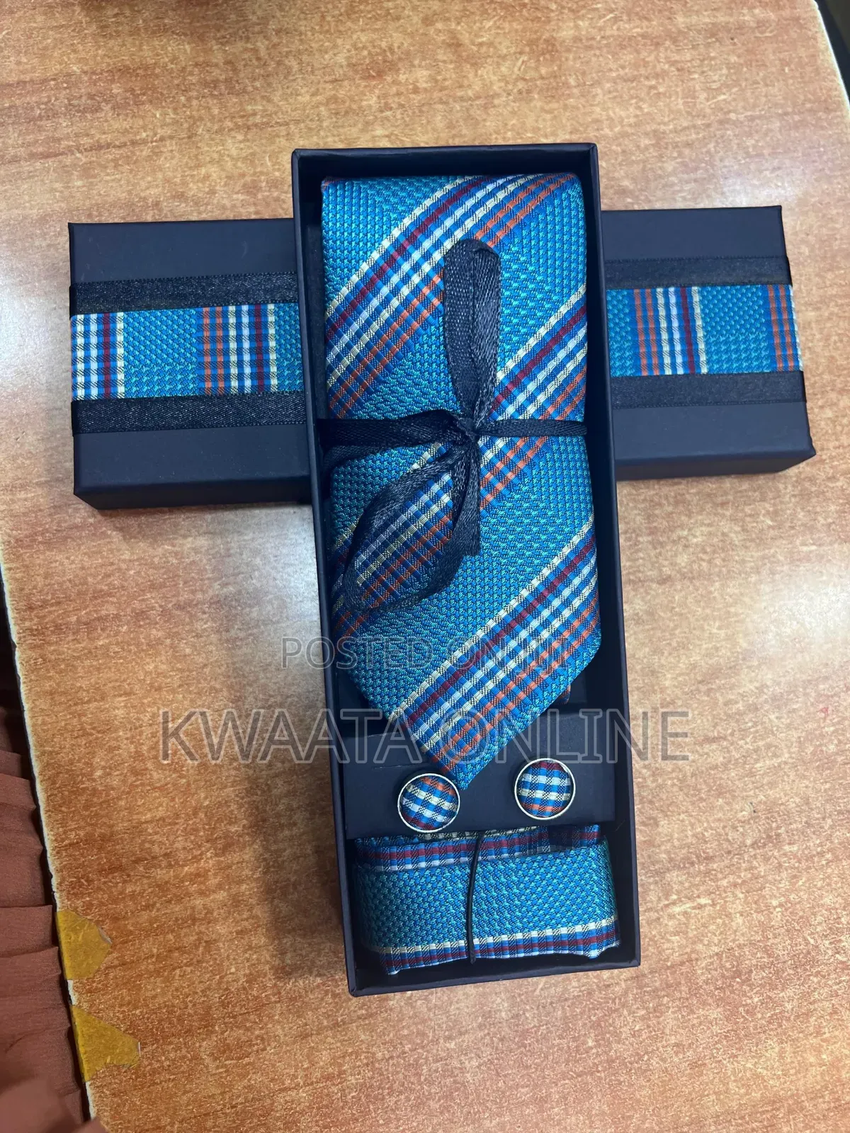 Men's Tie, Handkerchief and Cufflinks Set -Classic, Elegant