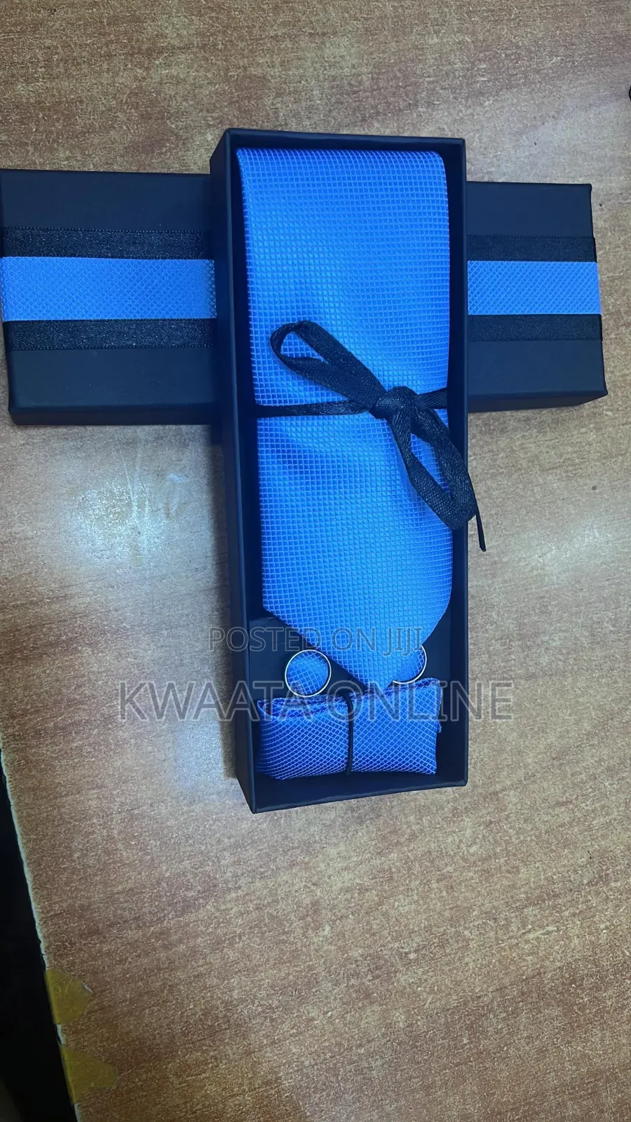 Men's Tie, Handkerchief and Cufflinks Set -Classic, Elegant