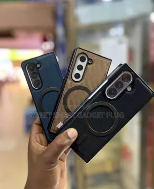 Galaxy Z Fold 7 Cases