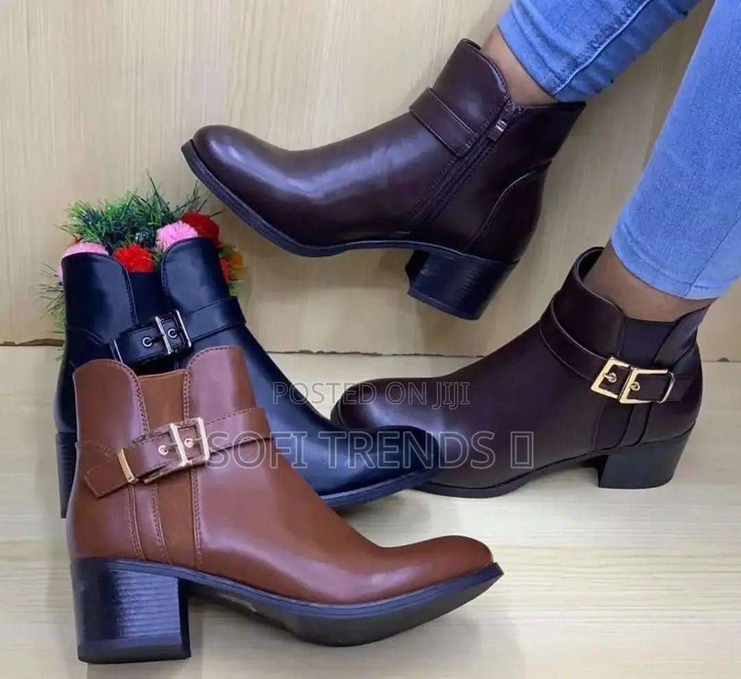 Ladies Classic Boots