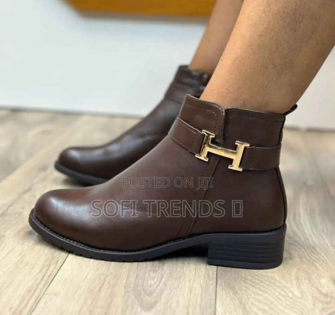 Ladies Classic Boots