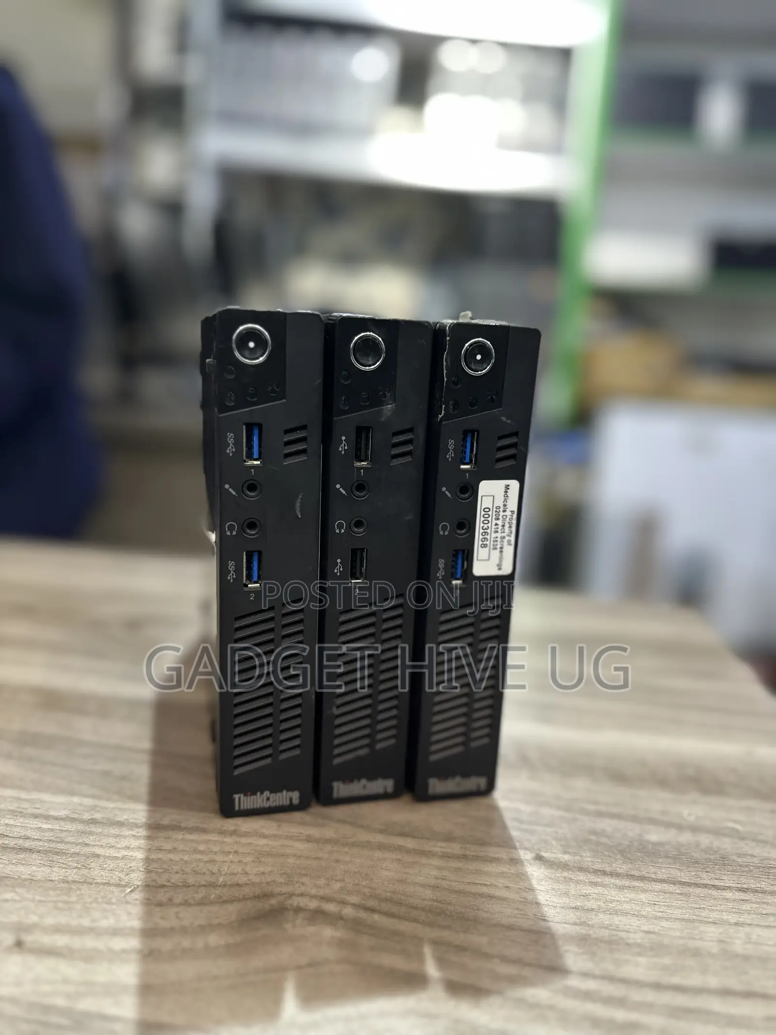 Desktop Computer Lenovo ThinkCentre M700 4GB Intel Core I3 HDD 320GB