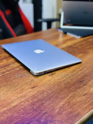 New Laptop Apple MacBook Air 2015 8GB Intel Core I5 SSD 256GB