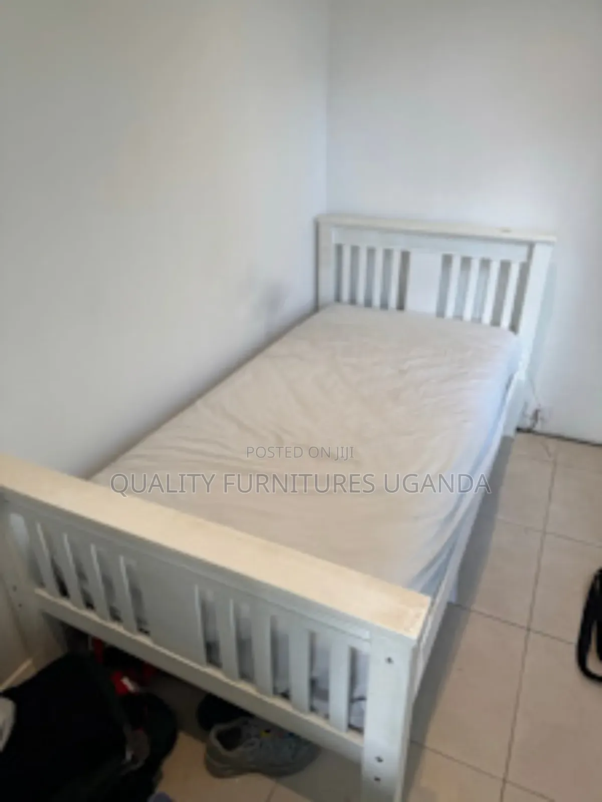 3x6 Varnished Panel Bed