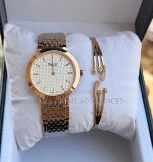 Women's Piaget Fashionable Wrist Time Piece With Bracelet at Cut Price