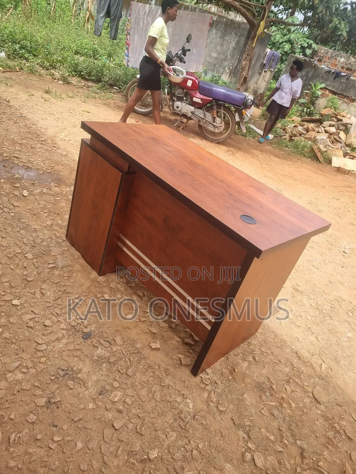 1.2 Metered Office Desks