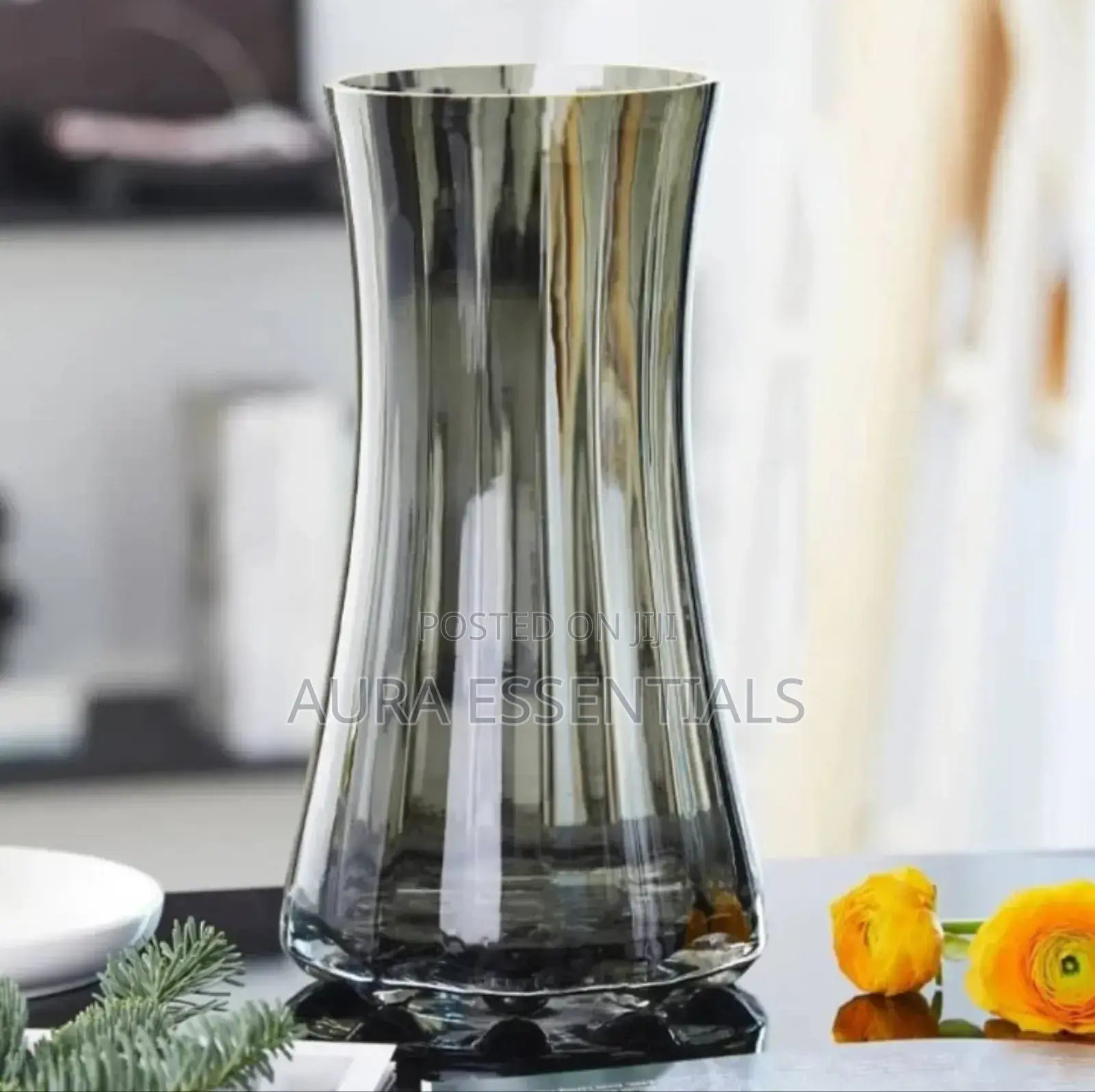 Wide Bottom Glass Flower Vase
