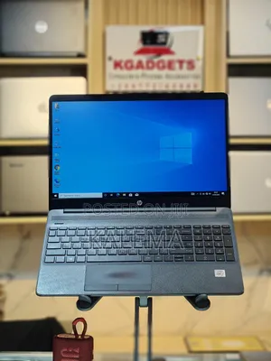 New Laptop HP 250 G10 8GB Intel Celeron HDD+SSD 256GB