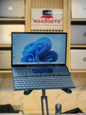 Laptop Asus ZenBook UX305FA 8GB Intel Core I5 SSD 256GB