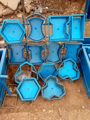 Verified Paver Moulds/Easy to Use