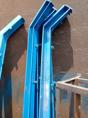 Proven Fence Pole Moulds/Well Made