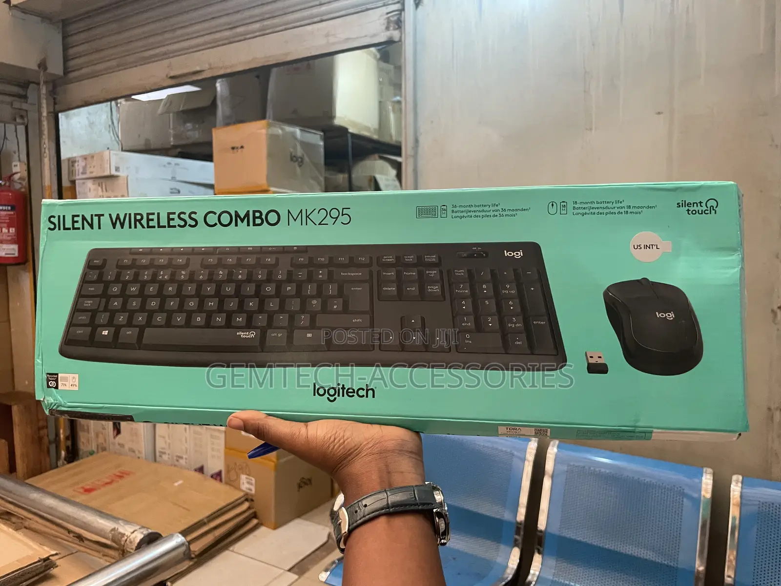 Logitech Mk295 Silent Wireless Mouse and Keyboard Original
