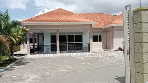 4bdrm Bungalow in Kigo Heights, Central Division for sale