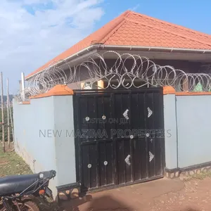 3bdrm House in Najjanankumbi, Central Division for sale