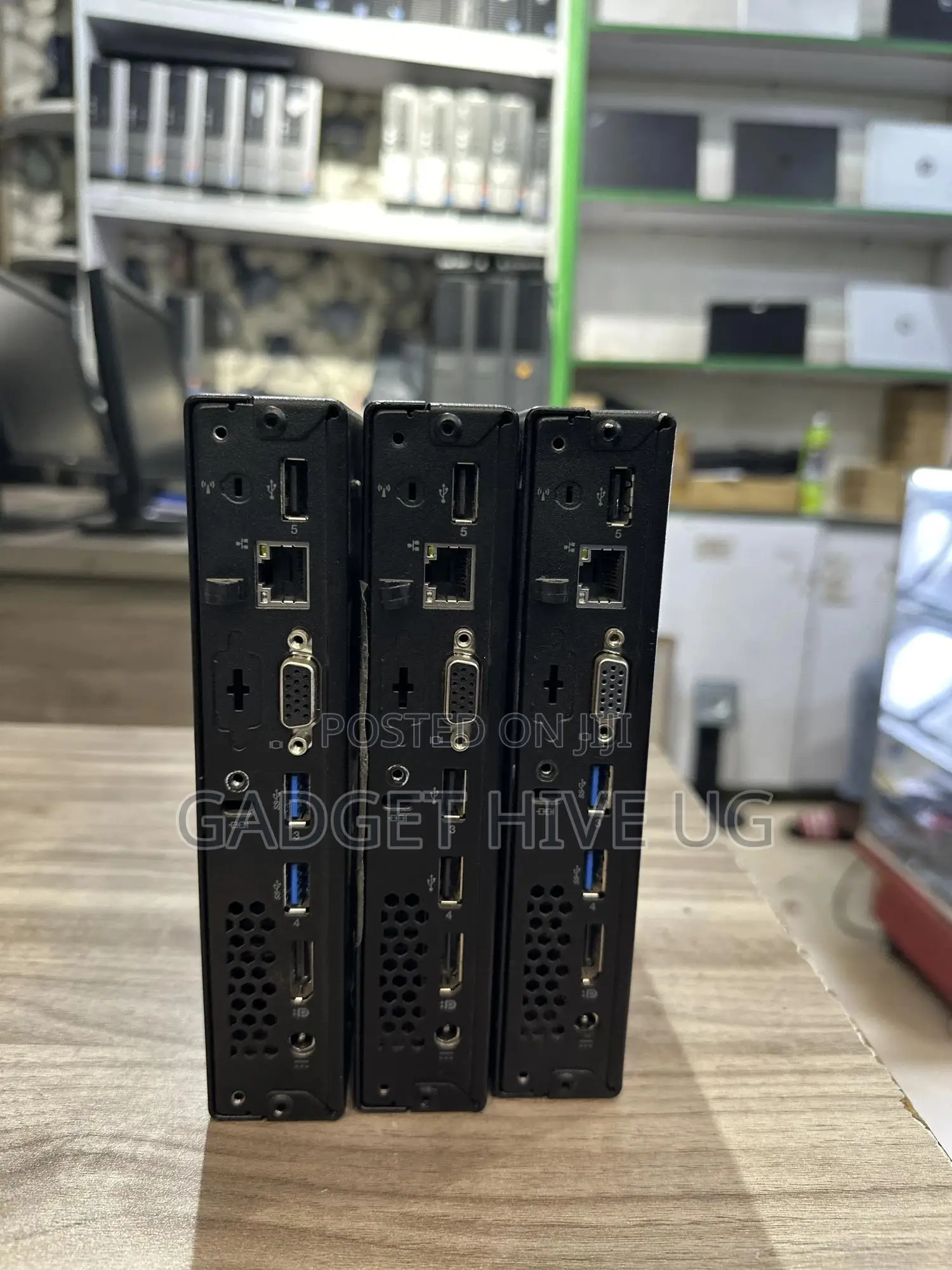 Desktop Computer Lenovo ThinkCentre M700 4GB Intel Core I3 HDD 320GB