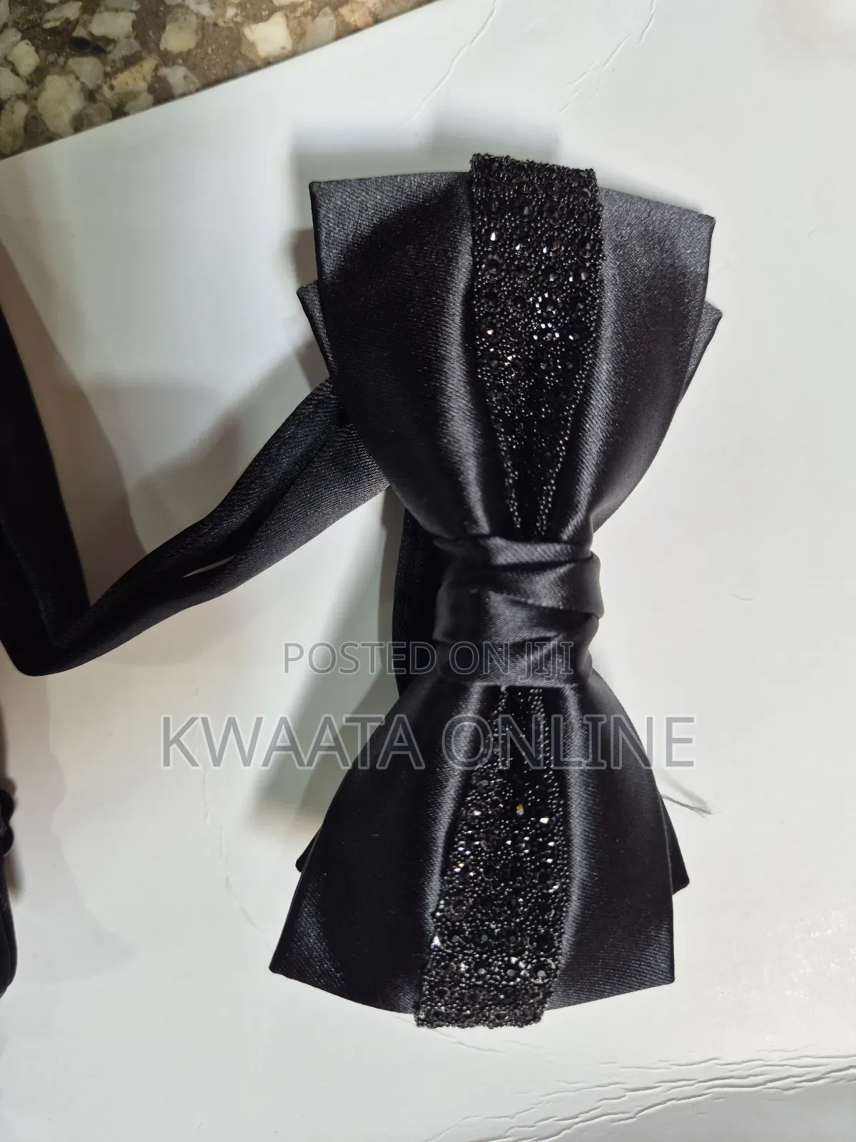 Pre-Tied Bowtie With Rhinestones