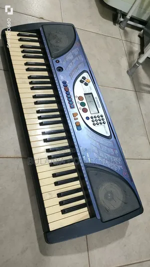 Uk Used Yamaha PSR-J20c Keyboard.