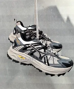 Classic Men’S Mizuno Racer Trail Outdoor Running Sneakers