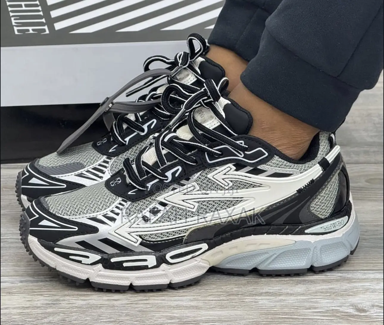New Super Classic Off-white “Be Right Back” Trainer Sneakers