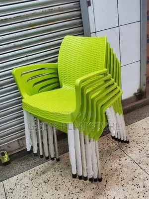 Armed Plastic Side Chairs Plastic Chairs