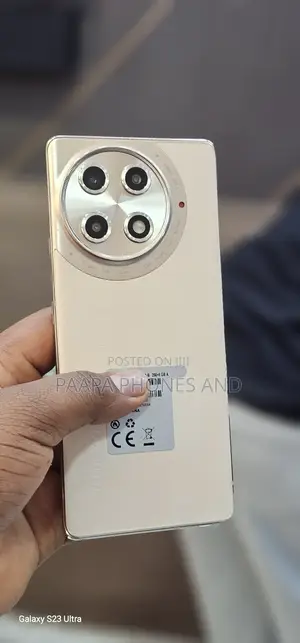 Tecno Camon 30S Pro 256 GB Gold