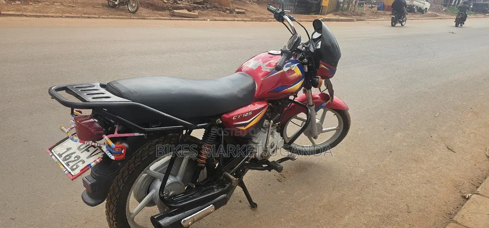 Bajaj Boxer 125 2023 Red