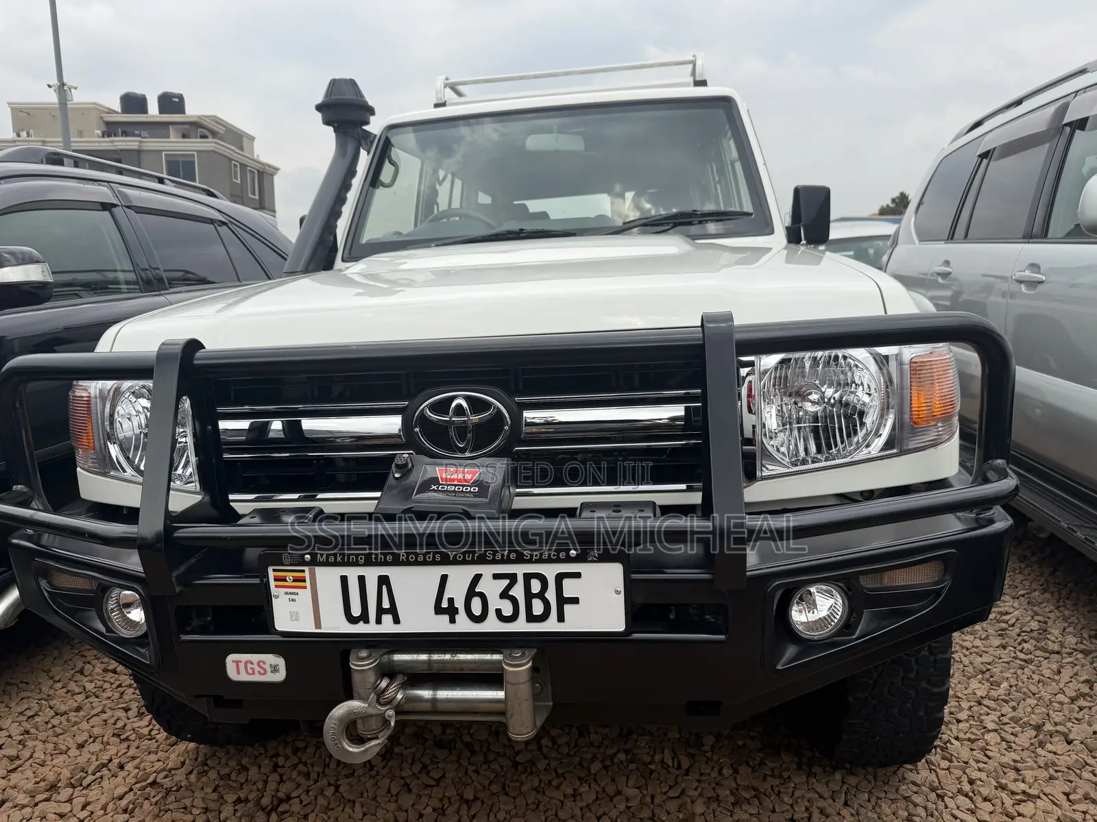 Toyota Land Cruiser 2017 White